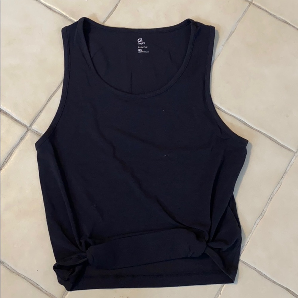 Gapfit women’s workout tank
